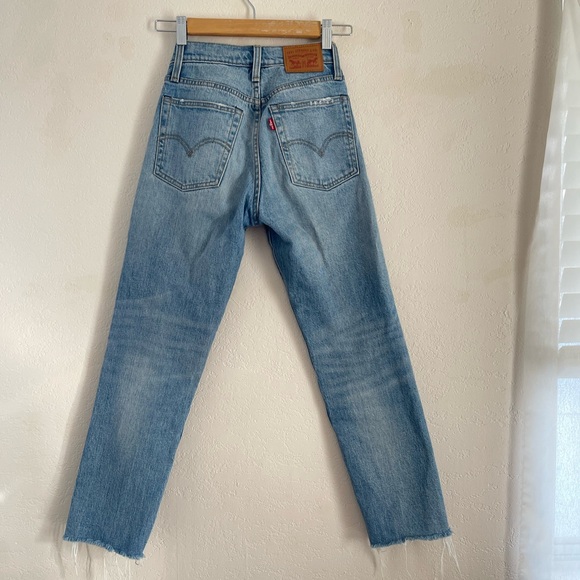 Levi’s Wedgie straight size 23 in Calling All Blues - Picture 5 of 9